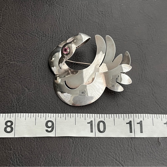 Vintage sterling silver swan brooch pin - Picture 5 of 6